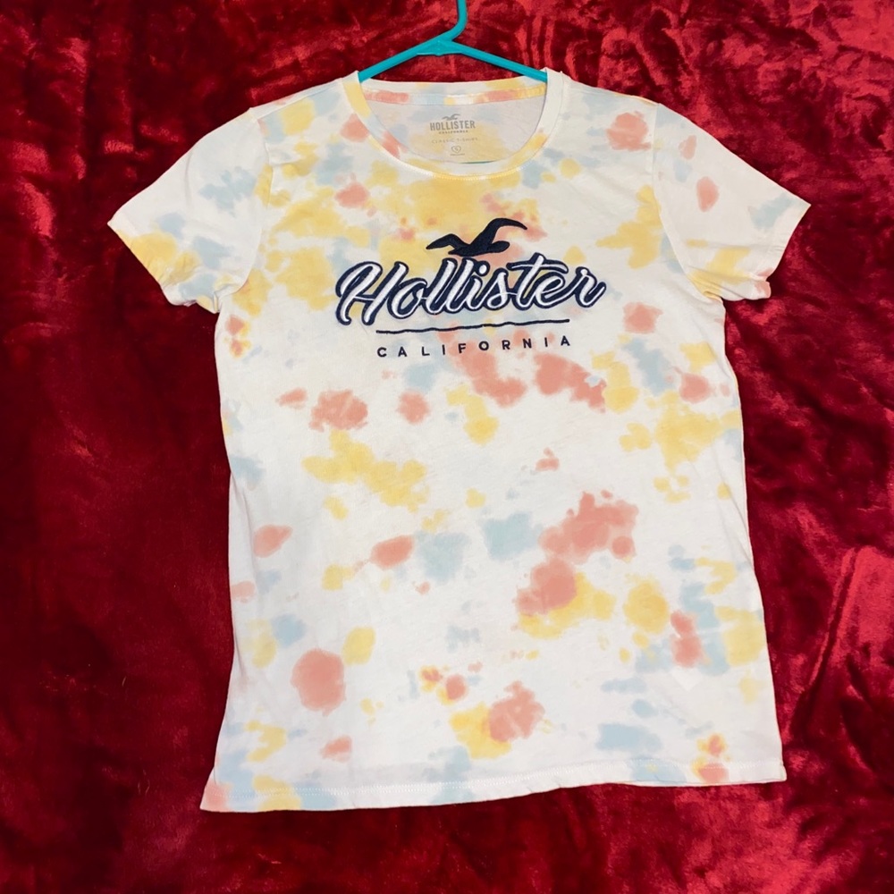 Hollister T-shirt